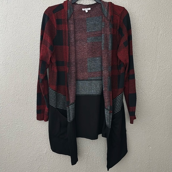 Maurice’s Women’s Super Soft Hooded Cardigan Large Red/Black Plaid - Picture 1 of 7